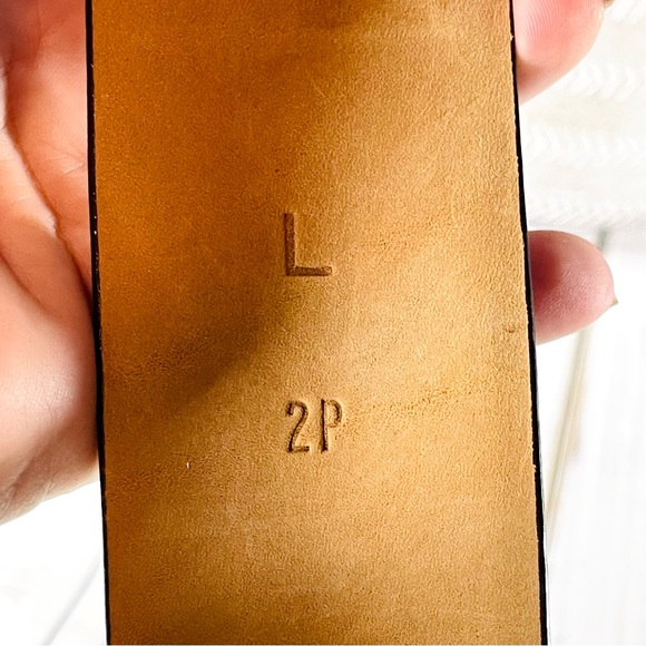 SOLD W. Kleinberg Women’s Python Belt w/ Covered Buckle | Size L - Picture 4 of 13